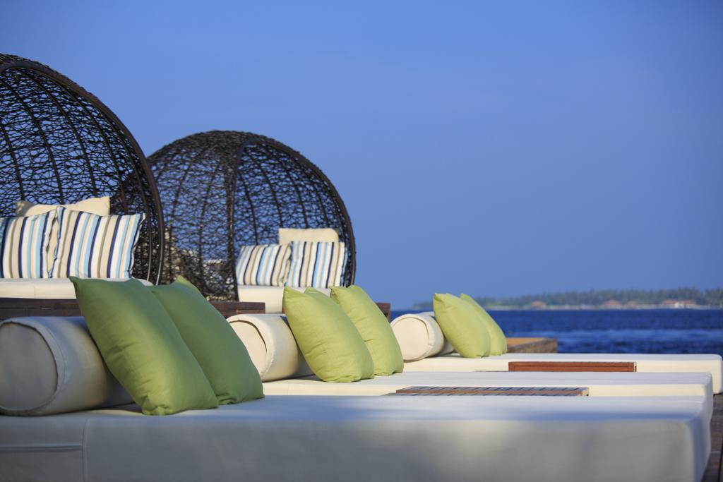 Kurumba Maldives Vihamanaafushi Buitenkant foto The beach at the resort